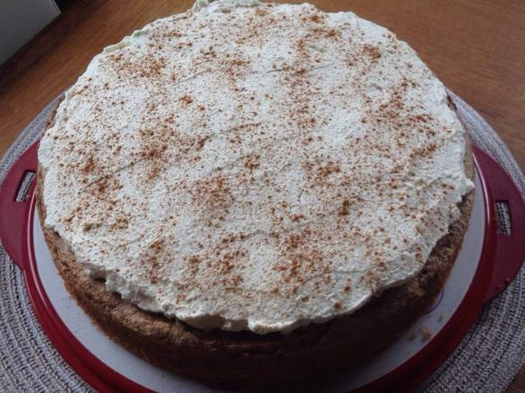 Apfel-Amaretto-Torte