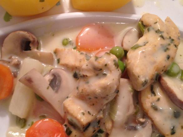 Spargel-Hähnchen-Ragout