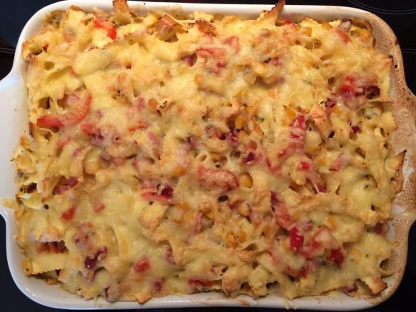 Schneller mediterraner Nudelauflauf