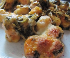 Gnocchi aus dem Ofen in Paprika-Tomaten-Soße