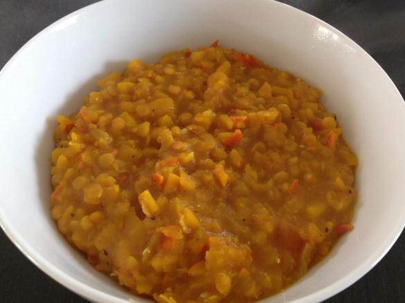 Orientalische Linsen mit Kürbis