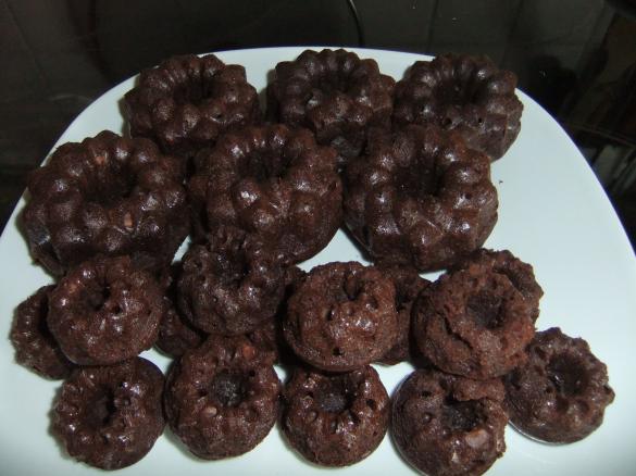 Schoko-Mini-Gugelhupfe - Gugelhüpferchen - Muffins - Kleingebäck