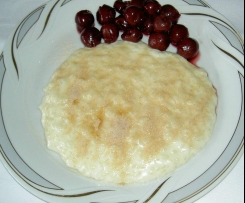 Milchreis mit Schattenmorellen