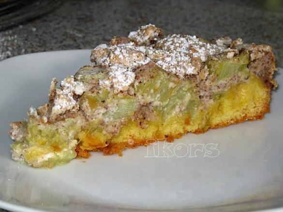 Rhabarberkuchen mit Baiser