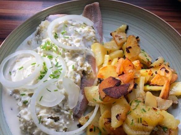 Soße nach Hausfrauenart zu Matjes / Gosh