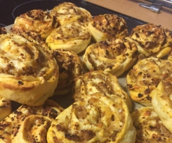 Hackfleisch-Pizza-Schnecken