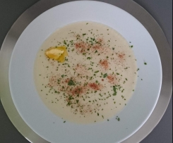Blumenkohlsuppe (LCHF)