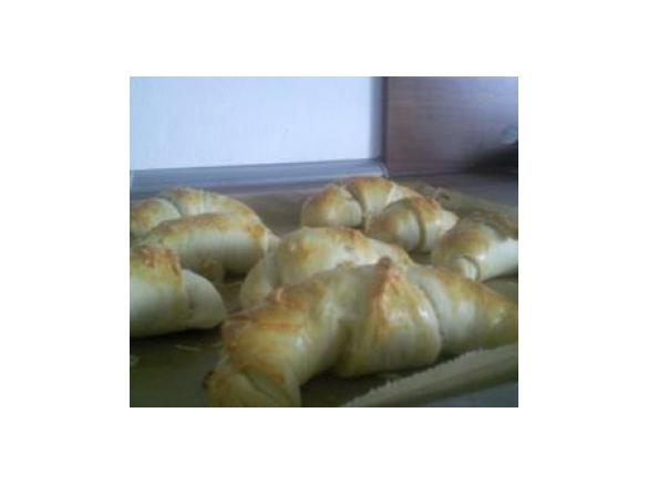 Schinken-Käse Hörnchen auf die Schnelle Rezept des Tages vom 13.2.2015