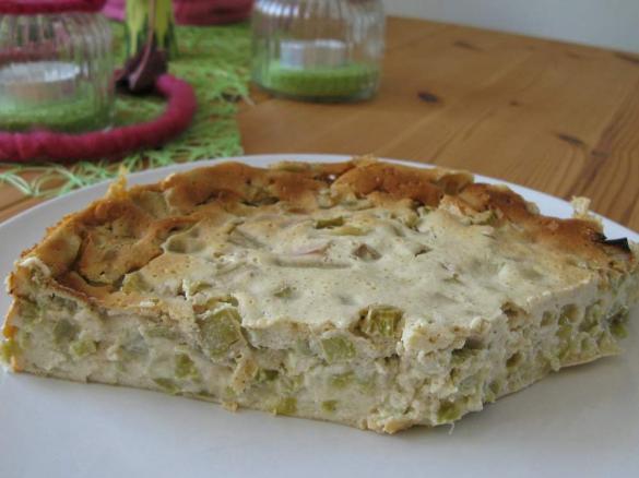 Rhabarberkuchen ohne Boden oder Rhabarber-Quark-Dessert