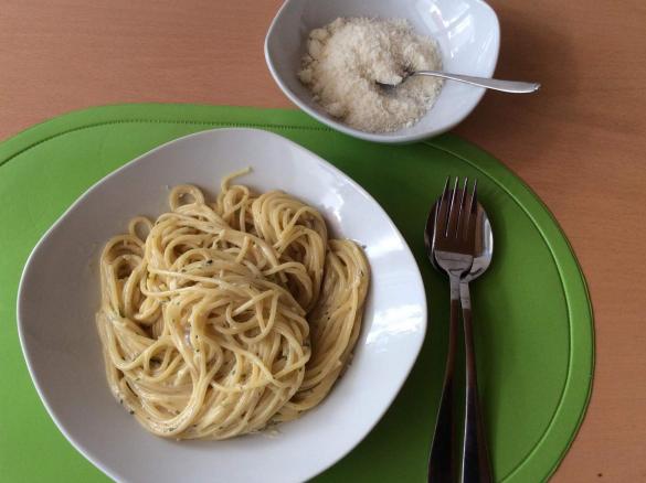 Knoblauch-Sahne-Spaghetti a la Danie