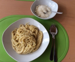 Knoblauch-Sahne-Spaghetti a la Danie