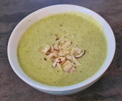 Schnelle Brokkolicremesuppe