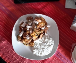 Griechische  Bratkartoffeln  mit Zaziki