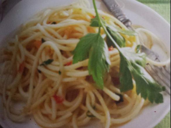 Knoblauchöl mit Chili