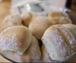 Fluffige Dinkel - Gourmet -  Brötchen