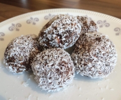 Nuss-Schoko Protein Bälle