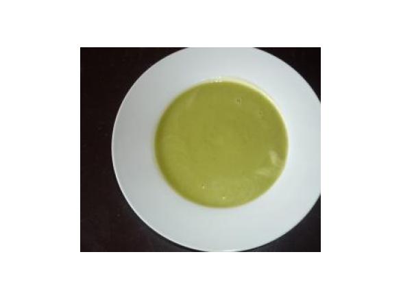 Blumenkohl-Brokkoli-Käse-Suppe