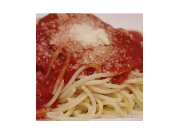 Nudeln in Tomatensoße