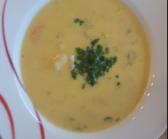 Kohlrabicremesuppe mit Einlage