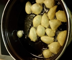 Lokma türk. Zuckerbällchen 