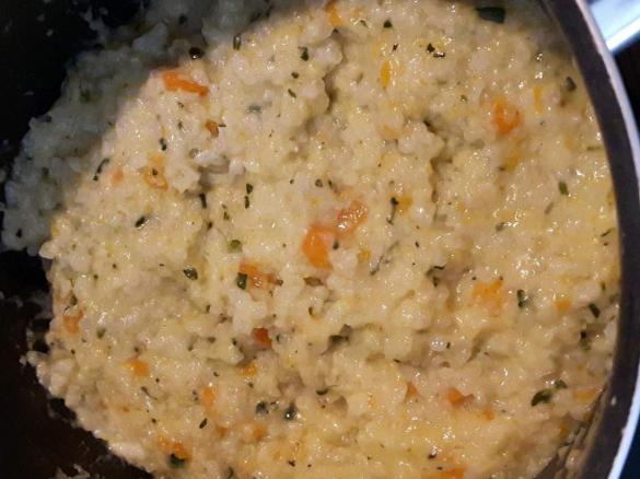 Zucchini-Risotto mit Möhren