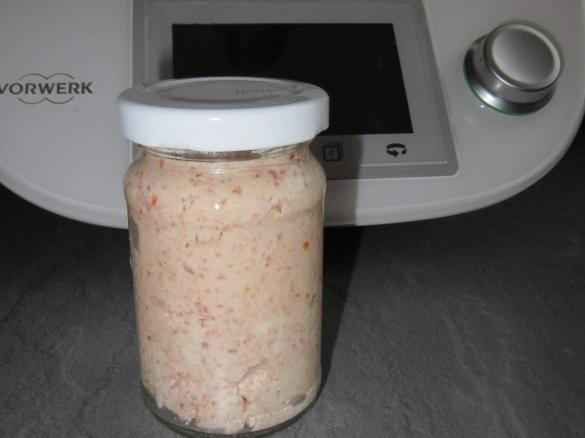 Brotaufstrich Salami