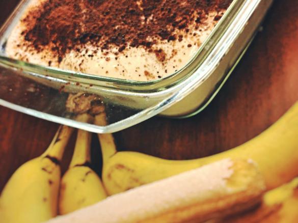 Tiramisu mit Bananen