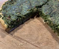 Grünkohlquiche mit Walnüssen und getrockneten Tomaten