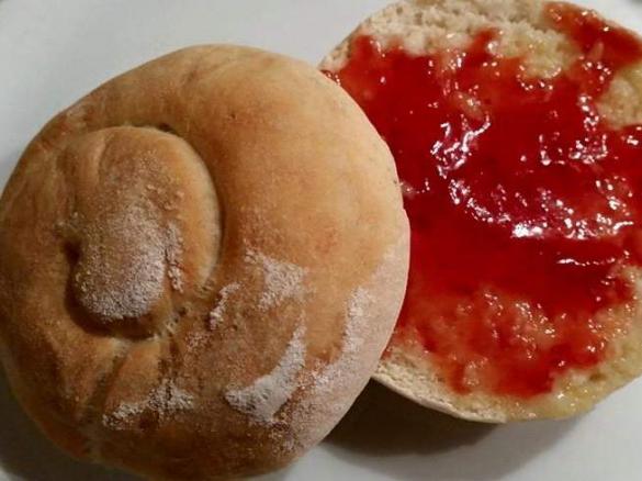 Brötchen nach einem Bäckerrezept