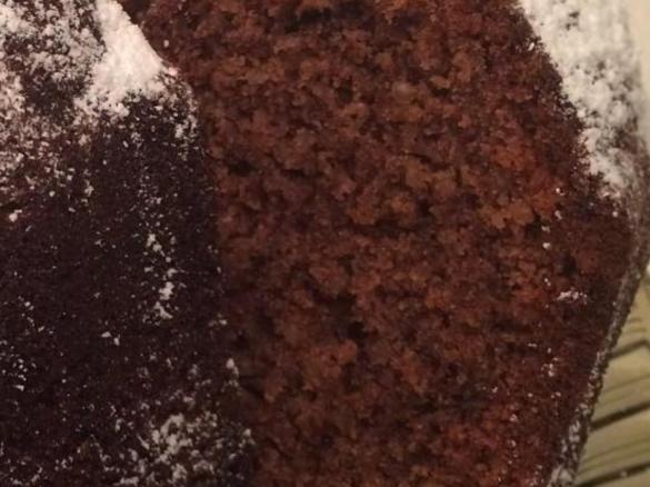 Sprudelkuchen mit Kokos und Mandeln