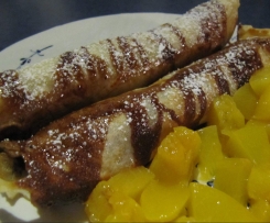 Eierkuchen mit Schokosoße