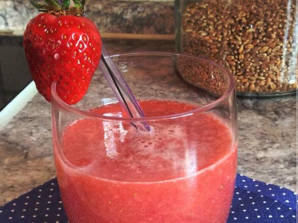 Erdbeer-Smoothie mit Stevia