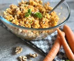 Knackiger Möhrensalat mit Walnüsse