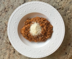 Risotto Bolognese (Risotto mit Tomaten Hackfleisch Soße)