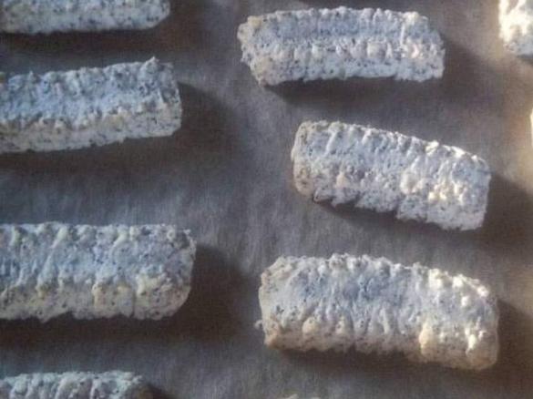 Zartes Mohn-Spritzgebäck vegan