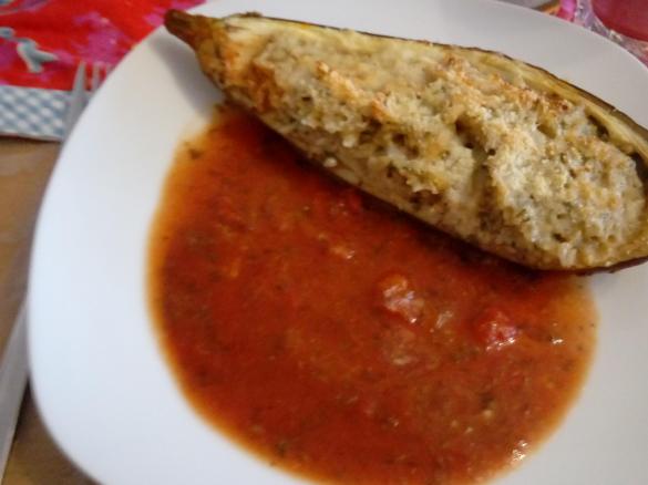 Glyx - Gefüllte Auberginen auf Tomatenragout (nach Marion Grillparzer)