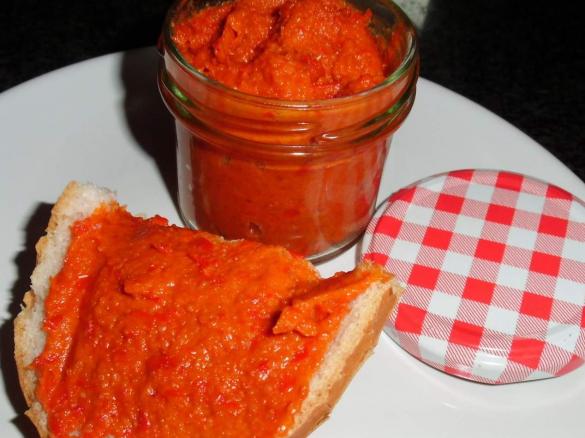 Paprika-Brotaufstrich, vegetarisch/vegan