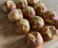 High Protein Laugenbrötchen