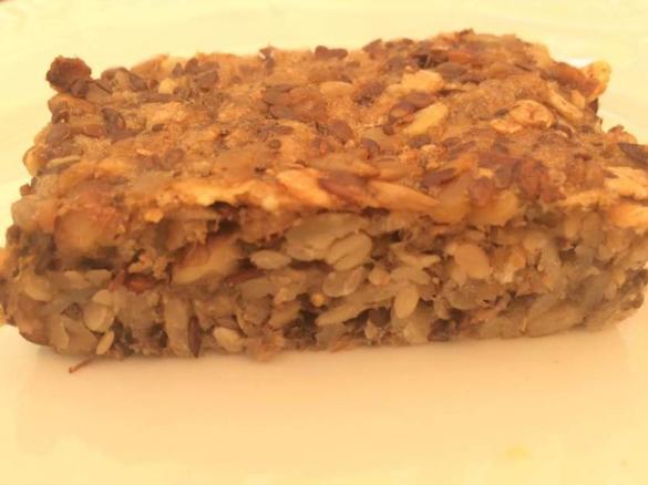 Abnehmen? sättigend: Life changing Bread/Saaten- u Samenbrot/Brot ohne Mehl ohne Hefe oder Backpulver / sättigend - energiereich + vegan