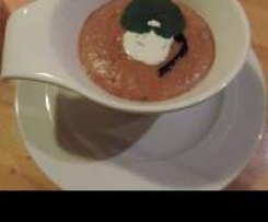 Rote-Beete-Meerrettich-Kartoffelsuppe