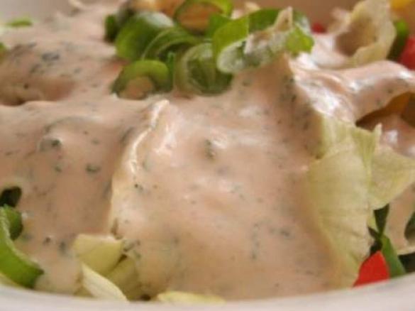 Amerikanisches Salatdressing selbstgemacht 