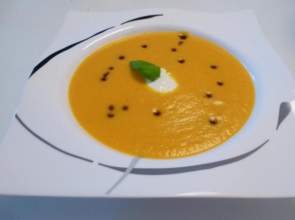 Karotten Ingwer Cremesuppe