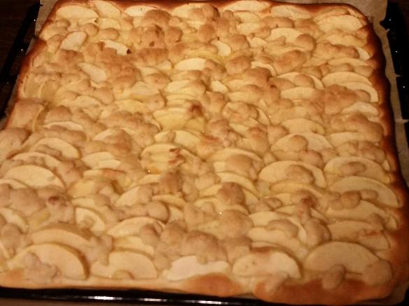 Apfelkuchen vom Blech ala Mama