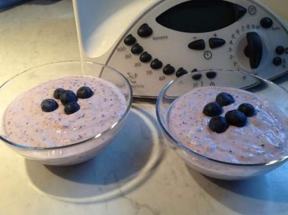 Heidelbeer-Frühstückstraum mit Chia-Samen 