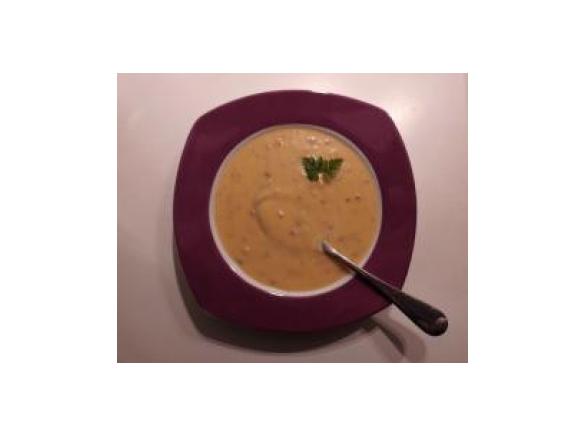 Steckrübeneintopf mit Sahne und Hackfleisch