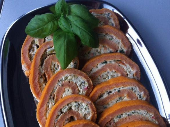 Mediterrane Frischkäse Rolle