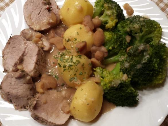 Schweinefilet mit Maronensauce