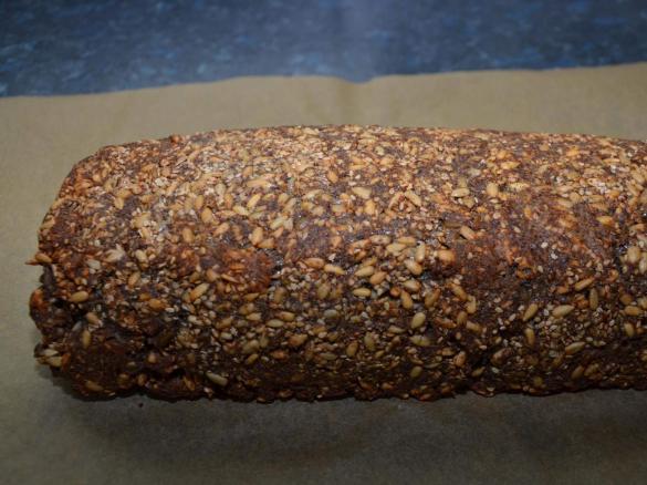 Saatenbrot - vegan, vollwertig, weizenfrei