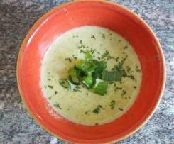 Cremige Brokkoli- Erbsen- Suppe - LOW CARB