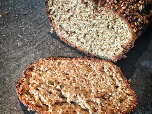 Chiasamenbrot / Leinsamenbrot, Low Carb